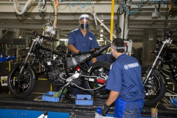 tsize_600x400_motos