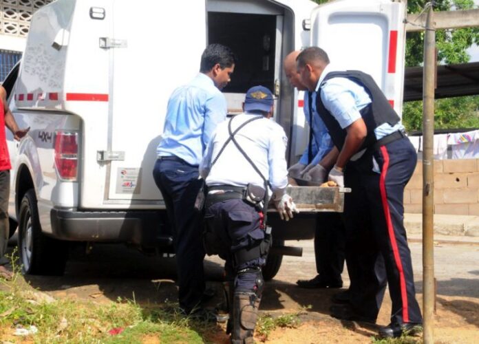 funcionario-de-polianzoategui-fue-asesinado-de-un-tiro-en-la-cabeza-laverdaddemonagas.com-hallan-cadaver-en-el-liceo-manuel